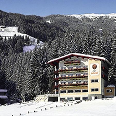 Hotel Hubertus Fuegen Luaran gambar